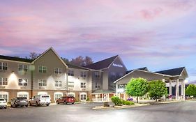 Country Inn And Suites Iron Mountain Mi